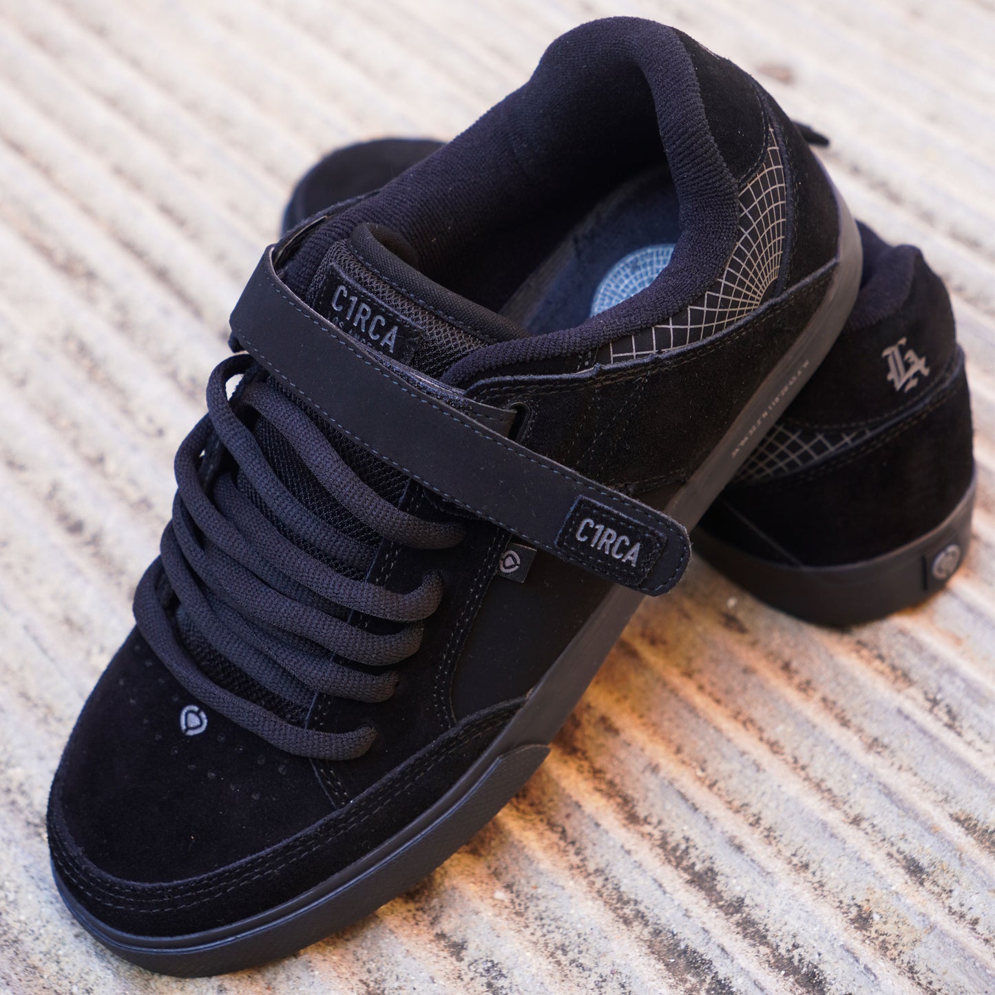 205 VULC-BLACK GREY (Los Angeles-Manhole Series) - C1RCA